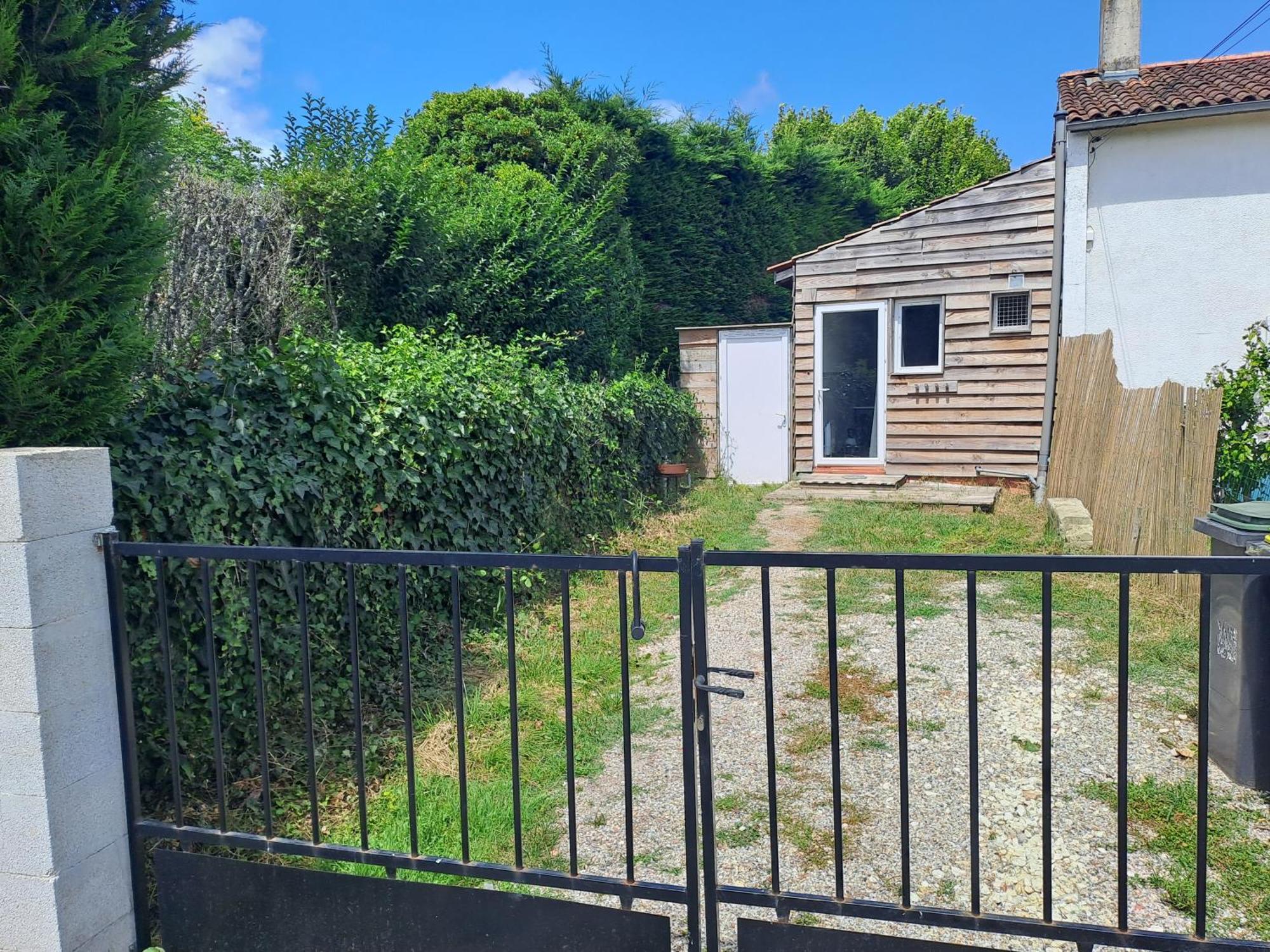 Saint-Seurin-de-Cadourne La Cadournaise B&B 외부 사진